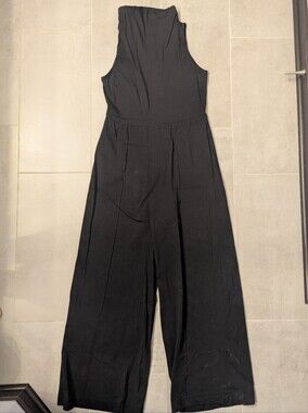 Pact Clothing black jumpsuit sz Large EUC